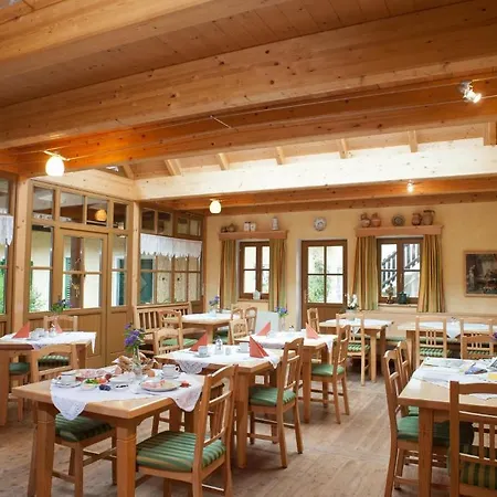 Farm stay Weingut Schauer Kitzeck im Sausal