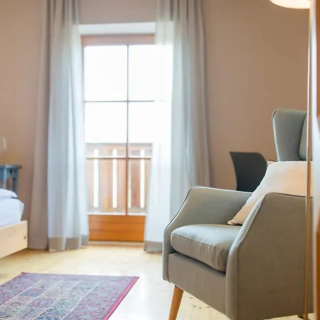 Weingut Schauer Farm stay *